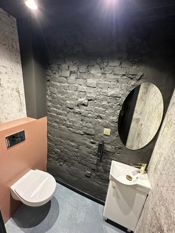 Darkhouse Fondovalle Лодзь Экстерьер фото