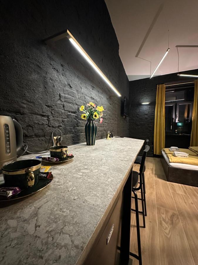 Darkhouse Fondovalle Лодзь Экстерьер фото