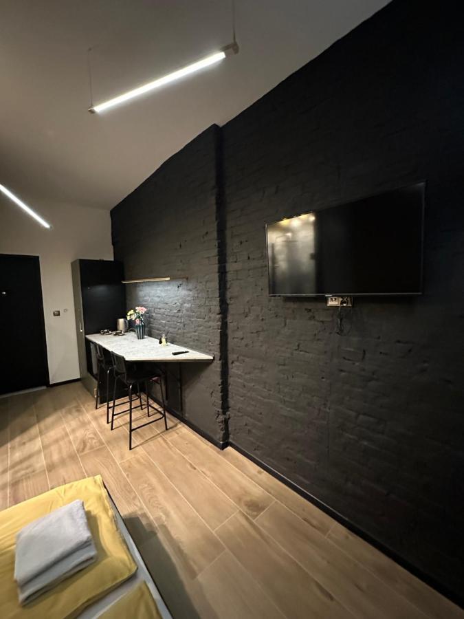 Darkhouse Fondovalle Лодзь Экстерьер фото